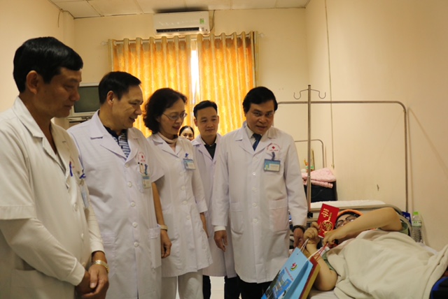 Bệnh viện Thể Thao Việt Nam tự lực thực hiện mục tiêu kép 'Chống dịch Covid-19 và duy trì đà tăng trưởng'